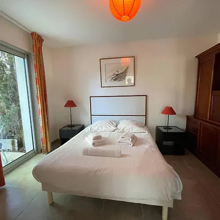 Sete, 4 Etoiles Avec Piscine A Deux Pas De La ! Villa Sète