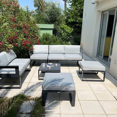 Sete, 4 Etoiles Avec Piscine A Deux Pas De La ! Sete